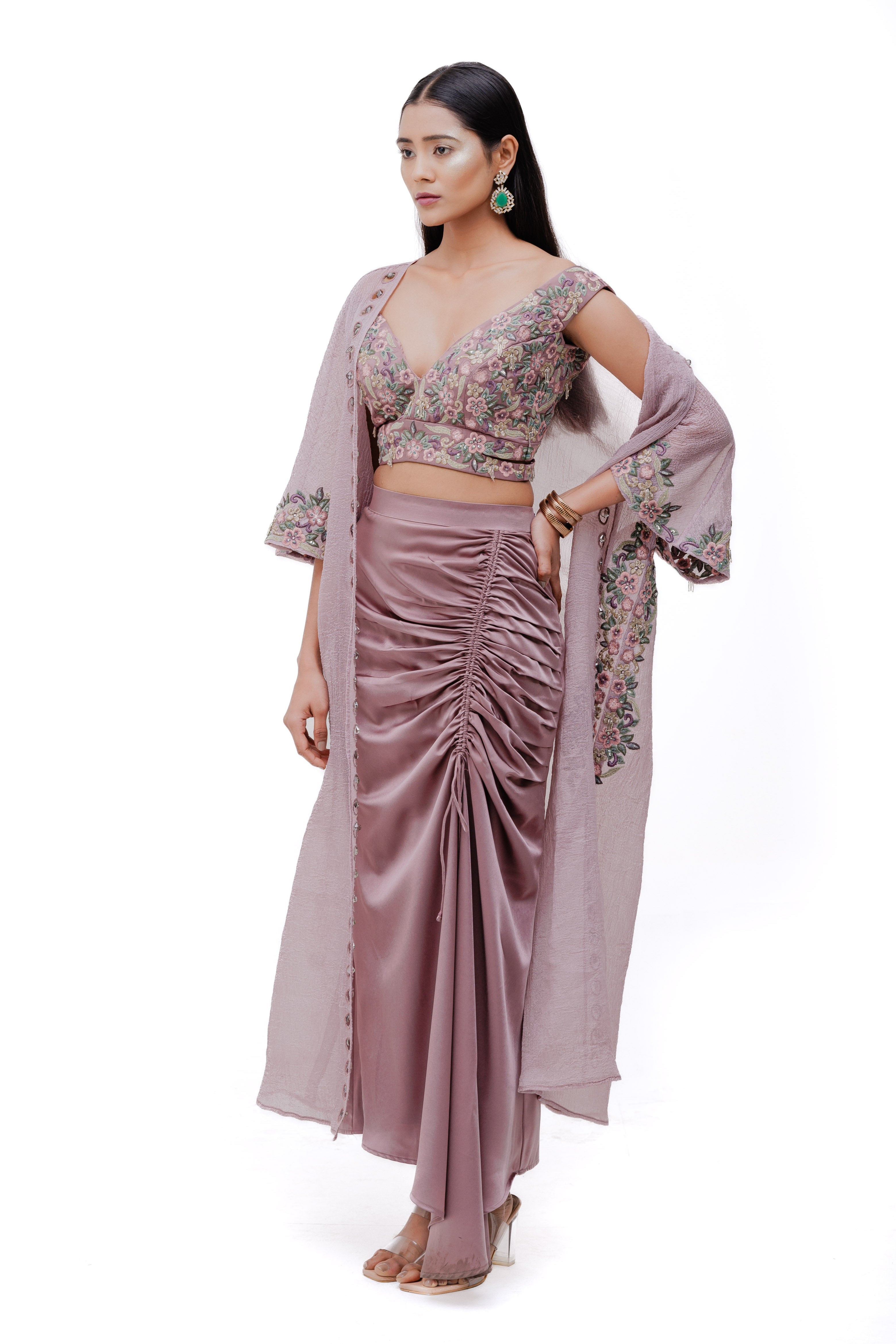 VENUS STRING SKIRT AND BLOUSE SET WITH CAPE