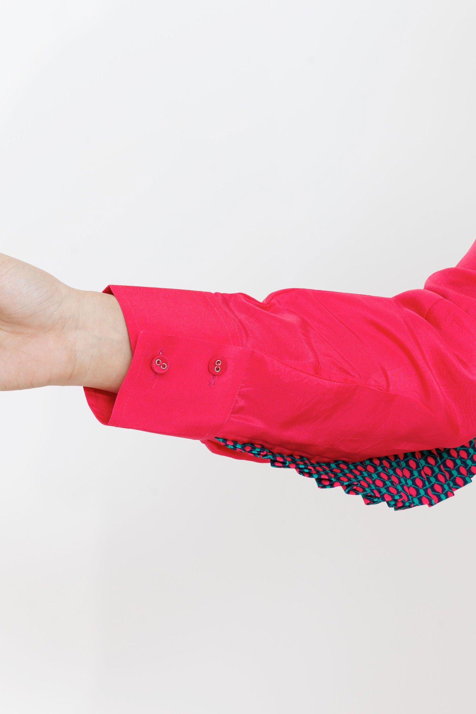 PLEATED WAVES SHIRT