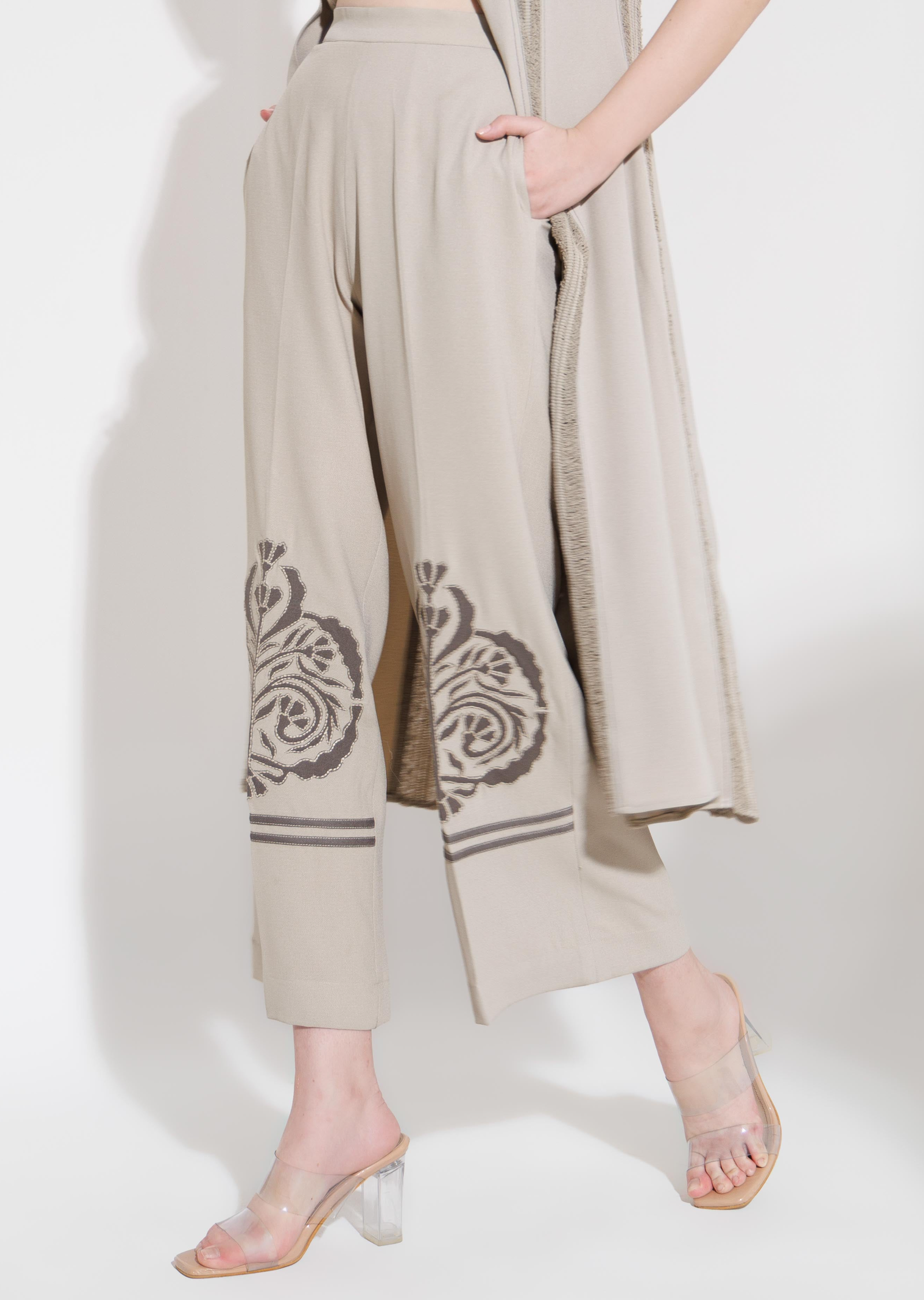 ROMANIA PATCH PANTS