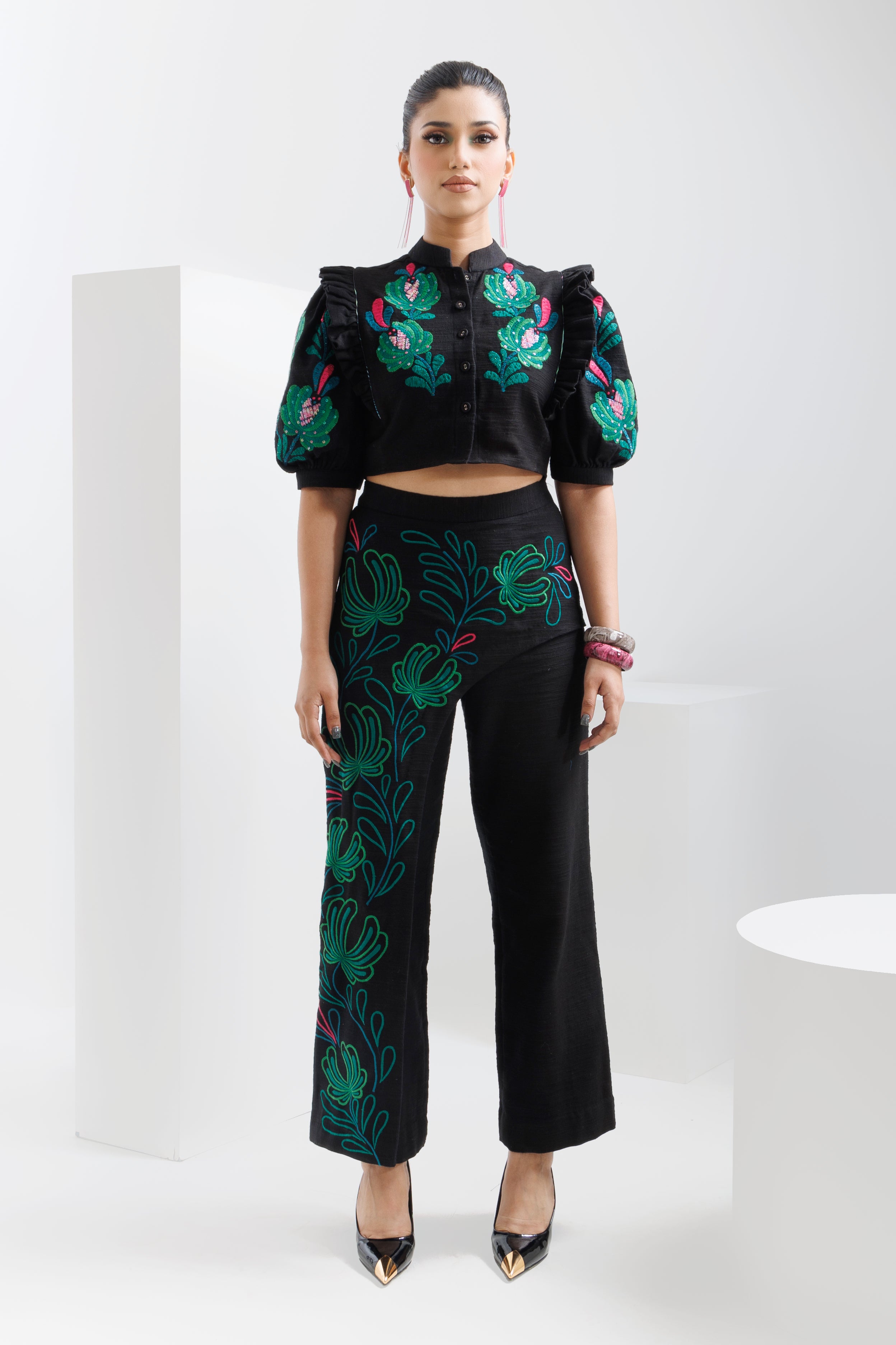 SHADOW BLOOM FLAP PANTS & BLOUSE SET - The Silk Love