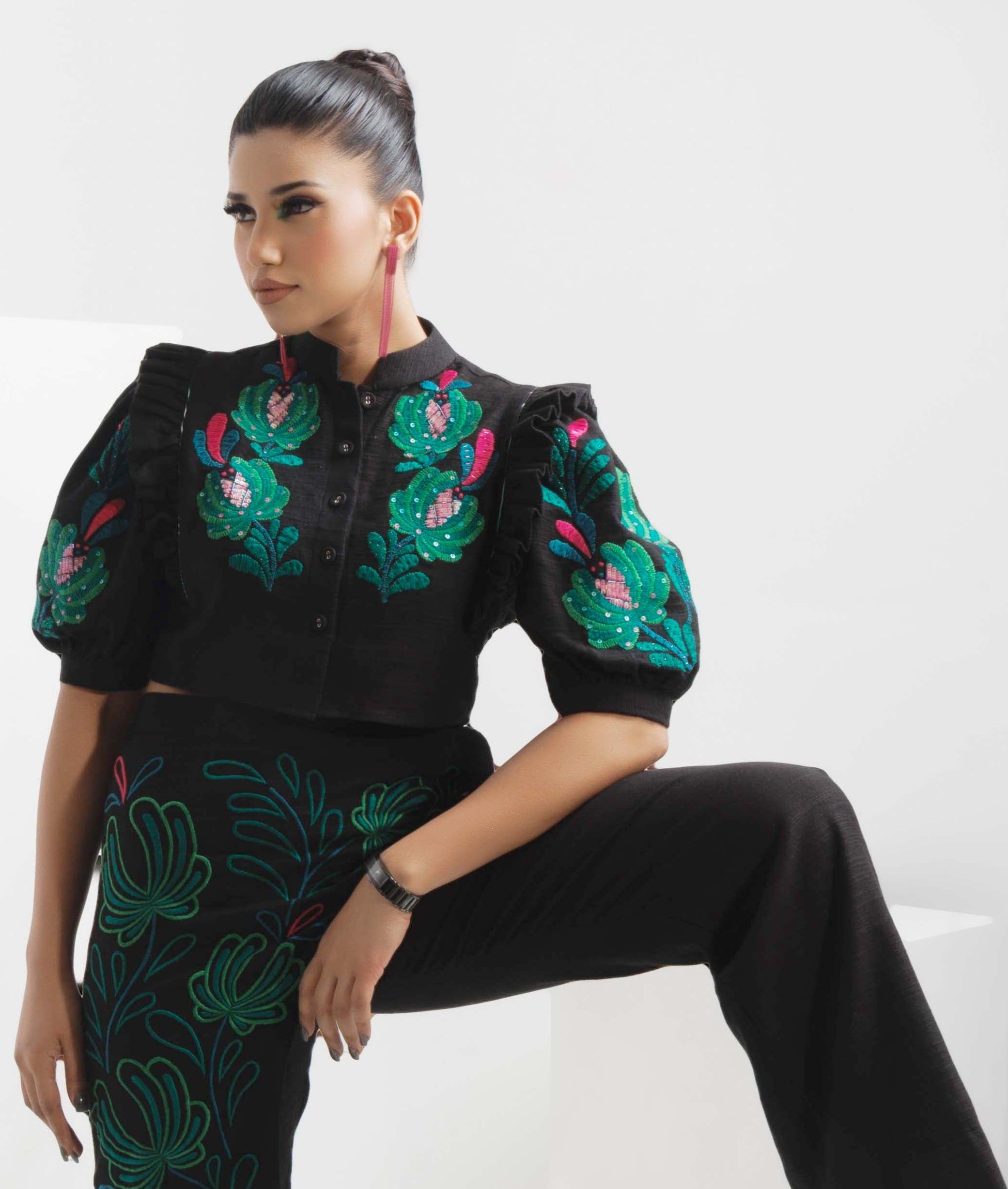 SHADOW BLOOM FLAP PANTS & BLOUSE SET - The Silk Love