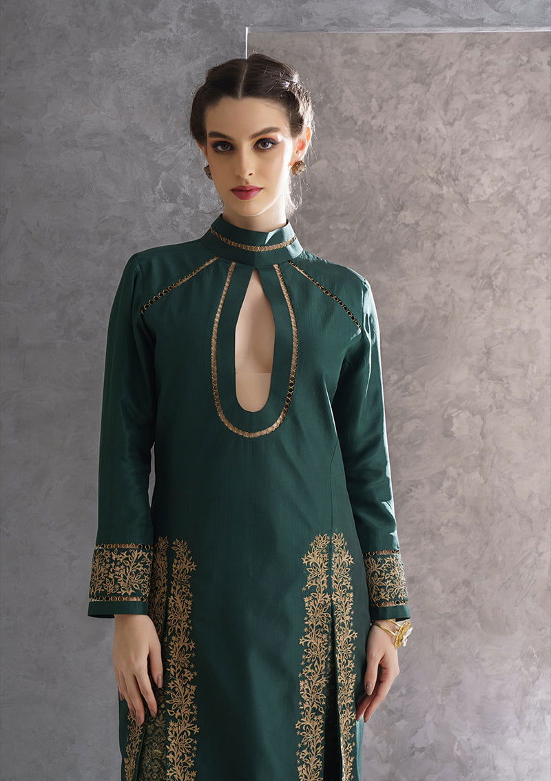 Nurvi Kurta Set