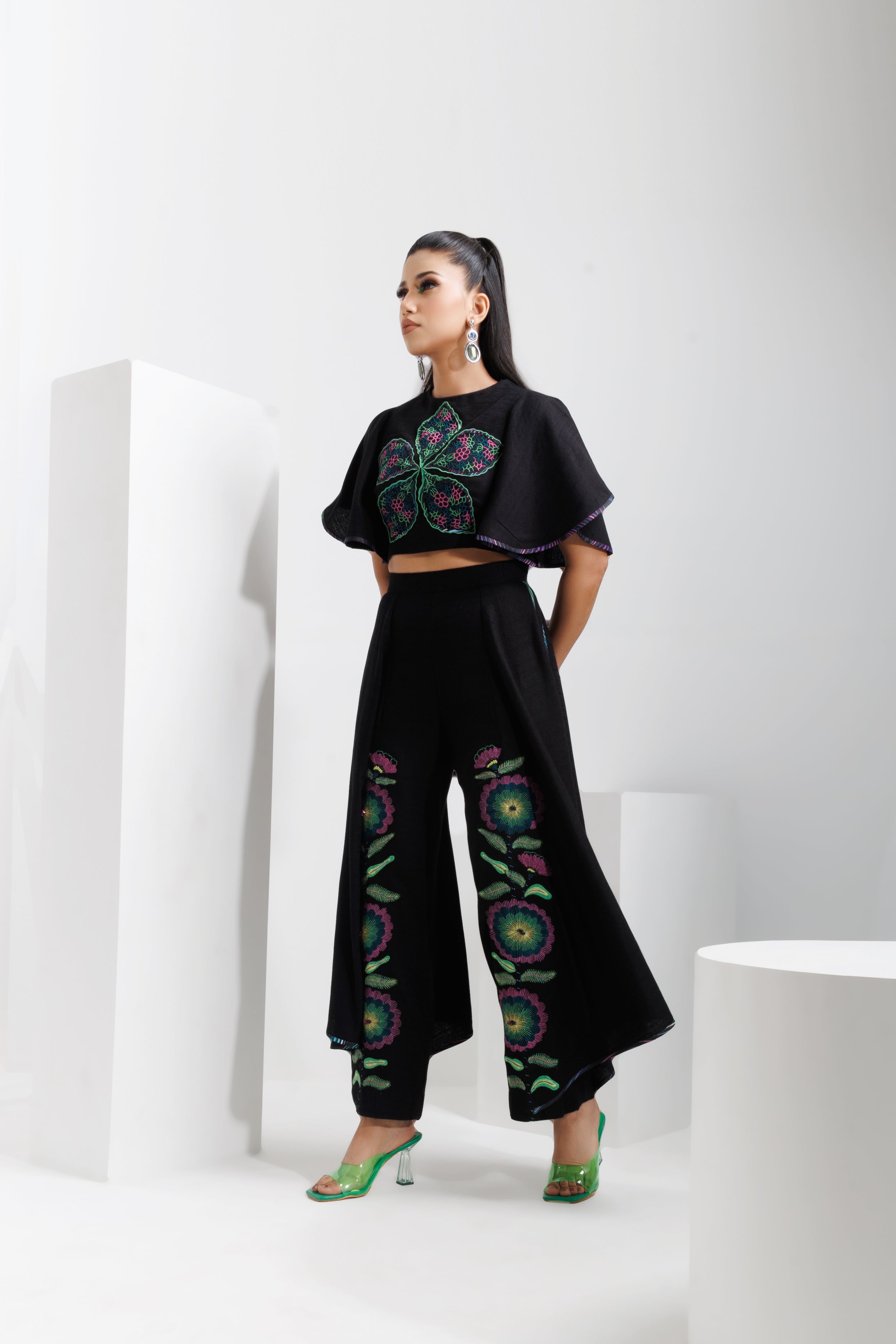 ZINNIA DRAPE PANTS & IRIS TOP SET - The Silk Love